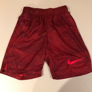 Brand New W/ Tag Nike Boys Shorts Size Med